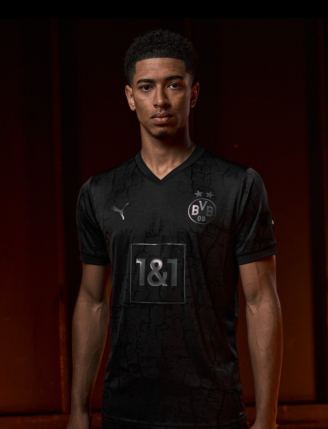 Camisa Borussia Dortmund Especial 22/23 - Torcedor Masculina - Retrô