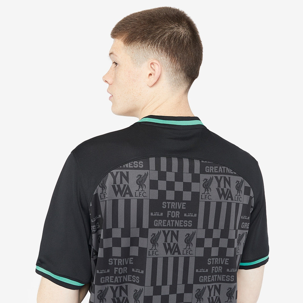 Camisa LeBron James Liverpool FC 2024/25 I Torcedor