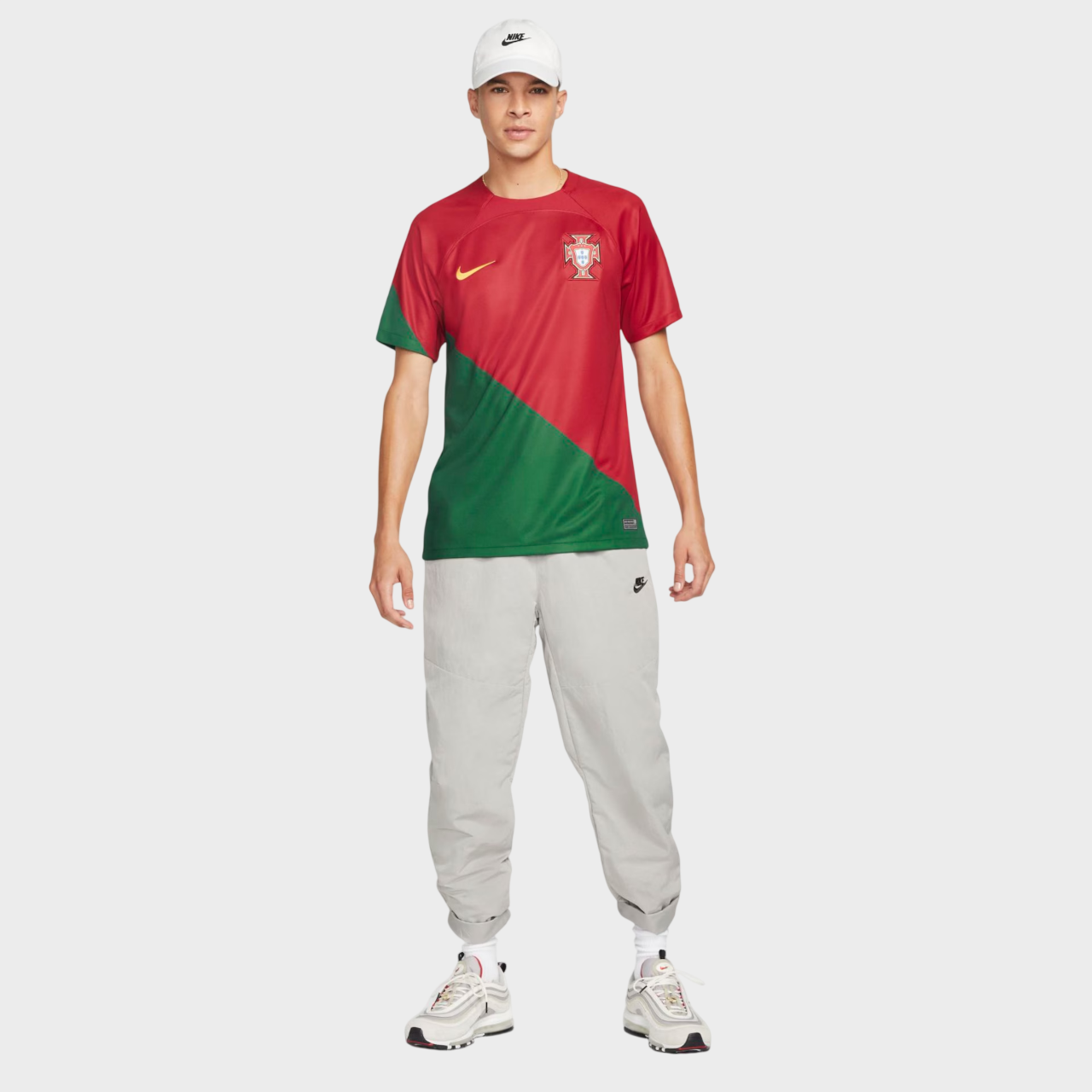 Camisa Portugal I 2022 - Torcedor Masculina - Vermelha e Verde - Retrô