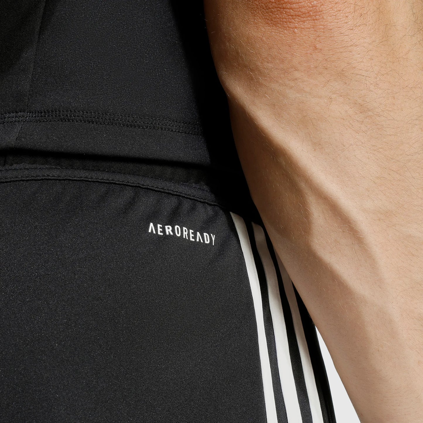 Shorts Liverpool 2025/26 III Goleiro